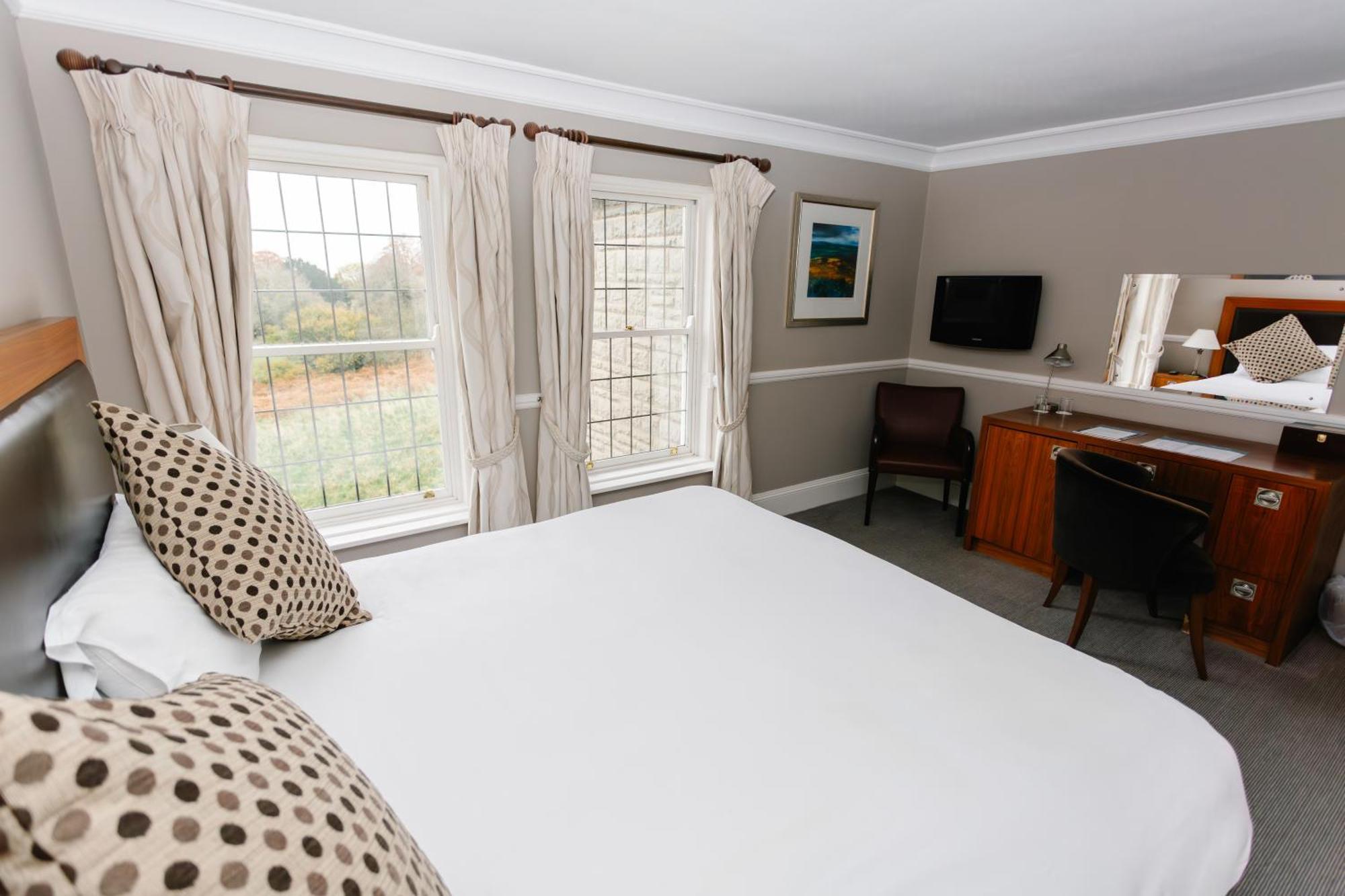 Hatton Court Hotel Gloucester Exterior photo