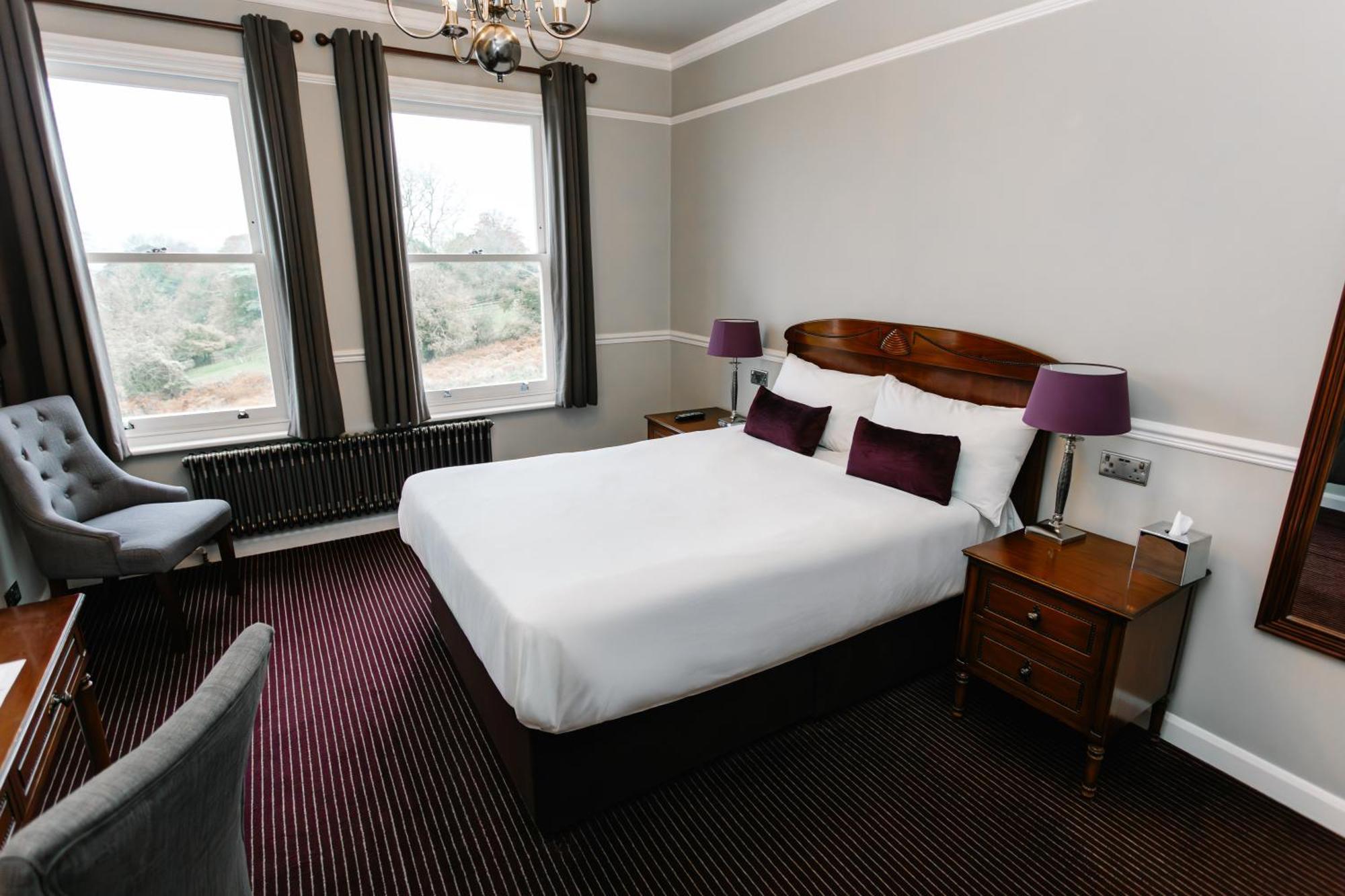 Hatton Court Hotel Gloucester Exterior photo