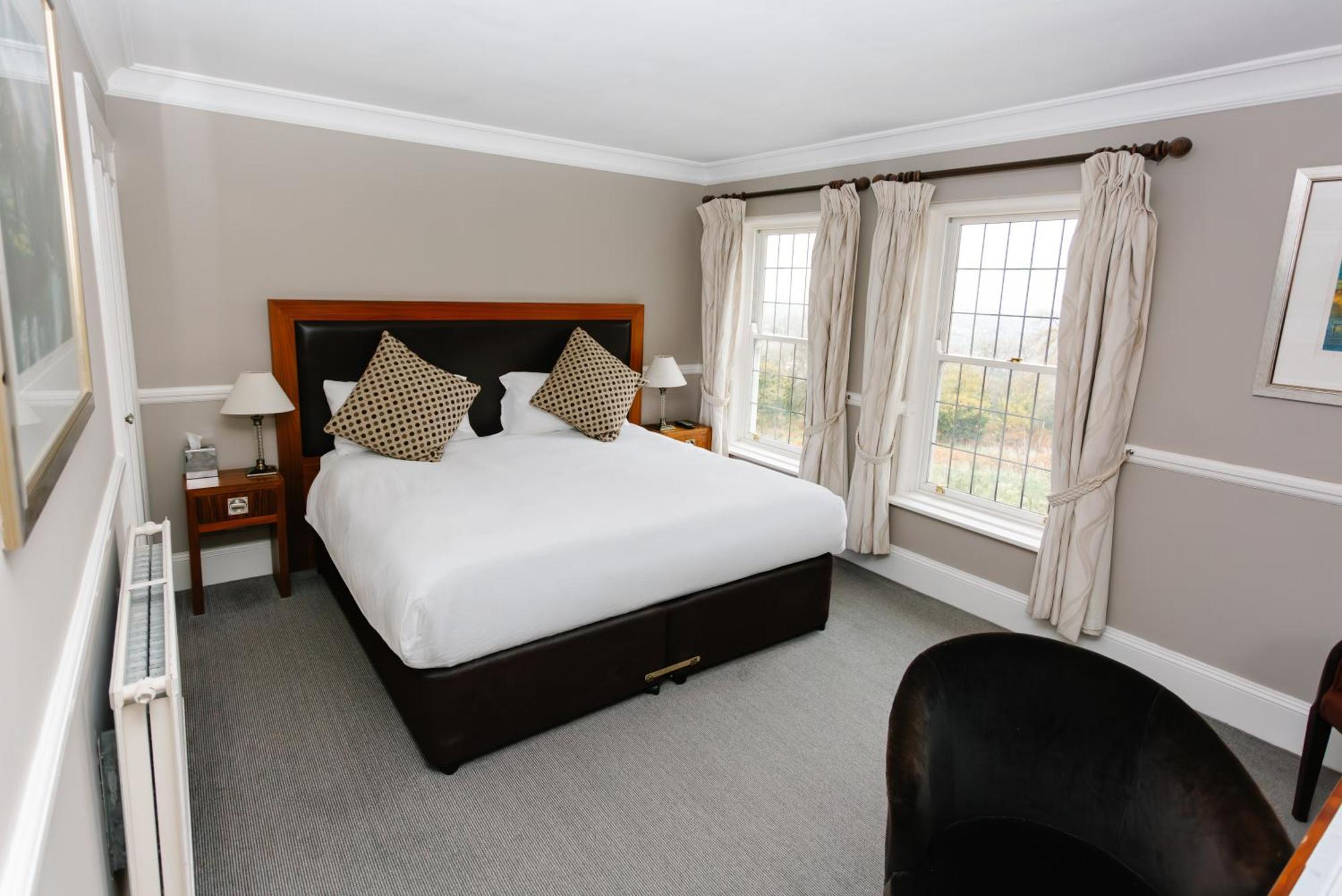 Hatton Court Hotel Gloucester Exterior photo